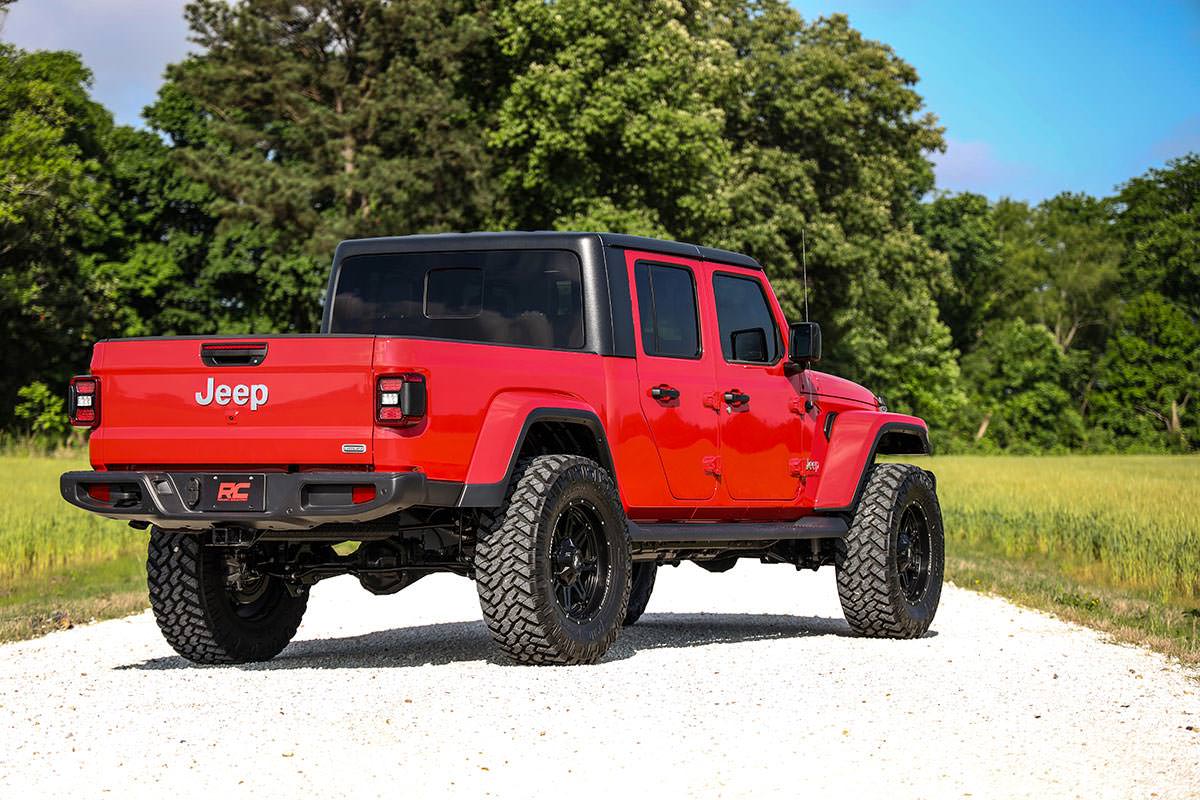 3.5 Inch Lift Kit | No Shocks | Jeep Gladiator JT 4WD (2020-2023) — view 4