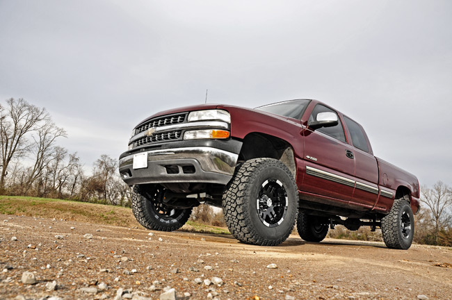 6 Inch Lift Kit | Chevy Silverado & GMC Sierra 1500 2WD (1999-2006 & Classic) — view 3