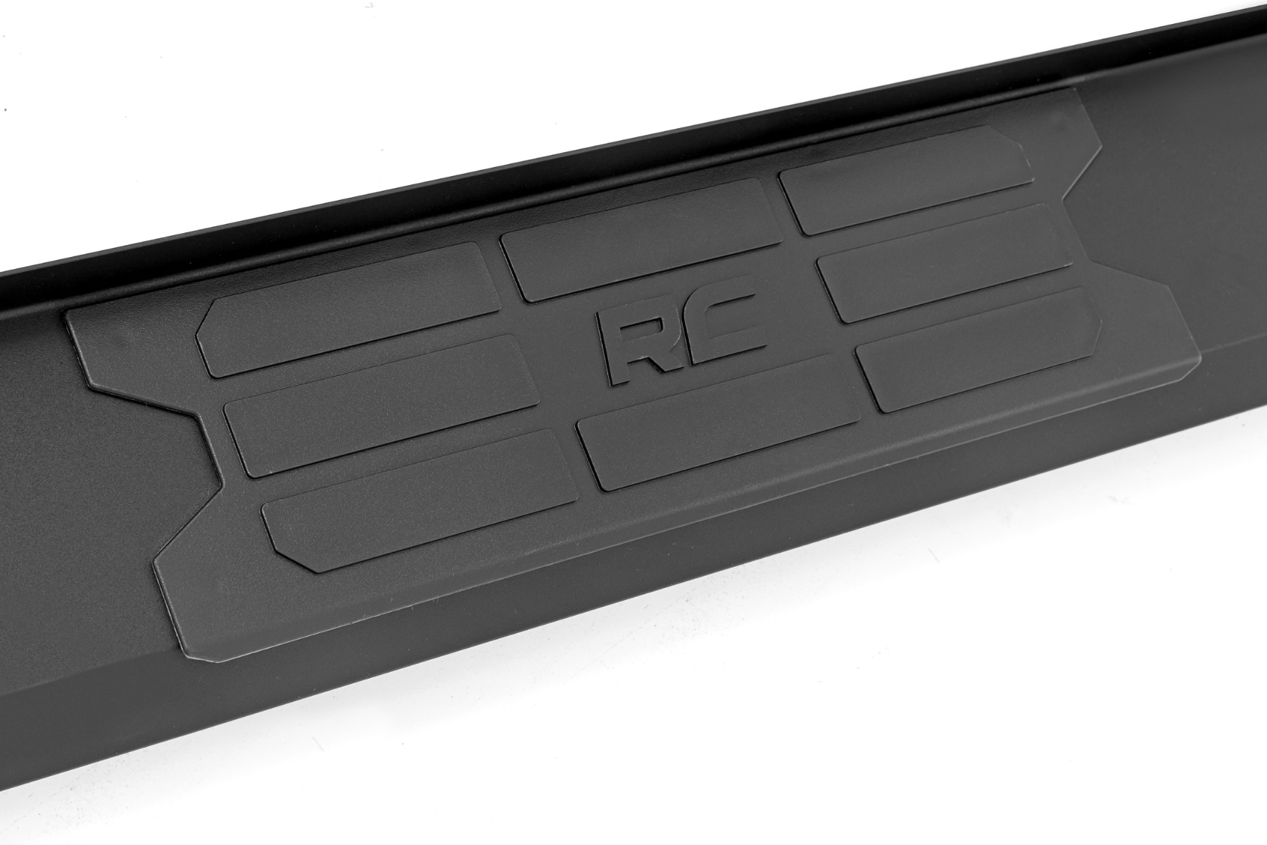 HD2 Aluminum Running Boards | Ext Cab | Chevy/GMC 1500/2500HD/3500HD (07-19 & Classic) — view 6