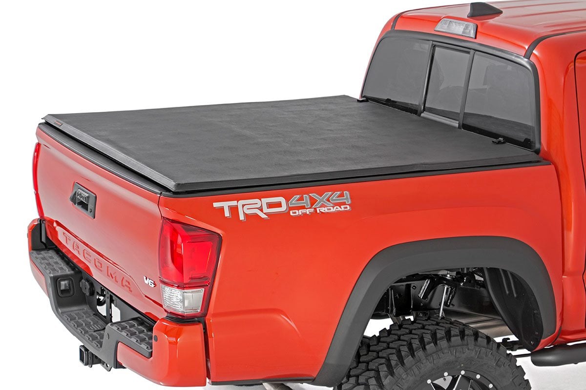 Soft Tri-Fold Bed Cover | 5' Bed | Dbl Cab | Toyota Tacoma 2WD/4WD (16-23) — view 3