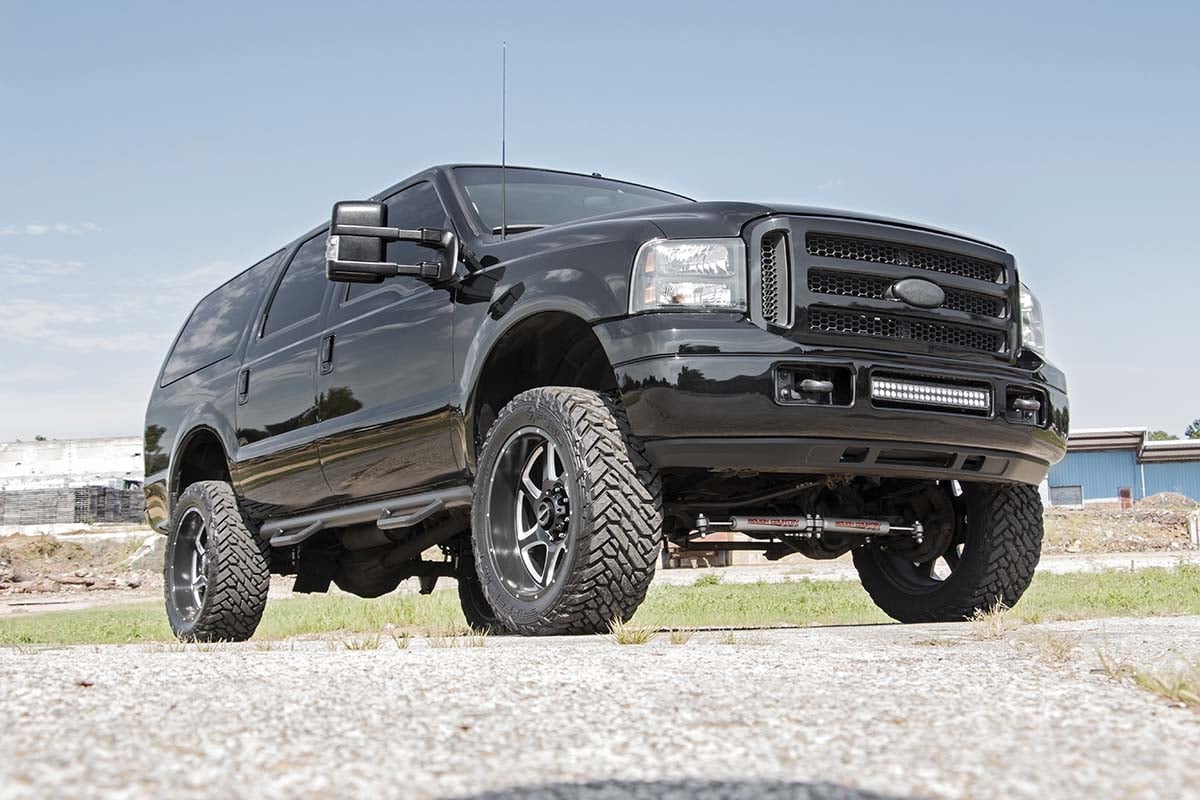 2台セット FORD EXCURSION マッスルマシーン トラッキン 2台セット FORD EXCURSION マッスルマシーン トラッキン - メルカリ