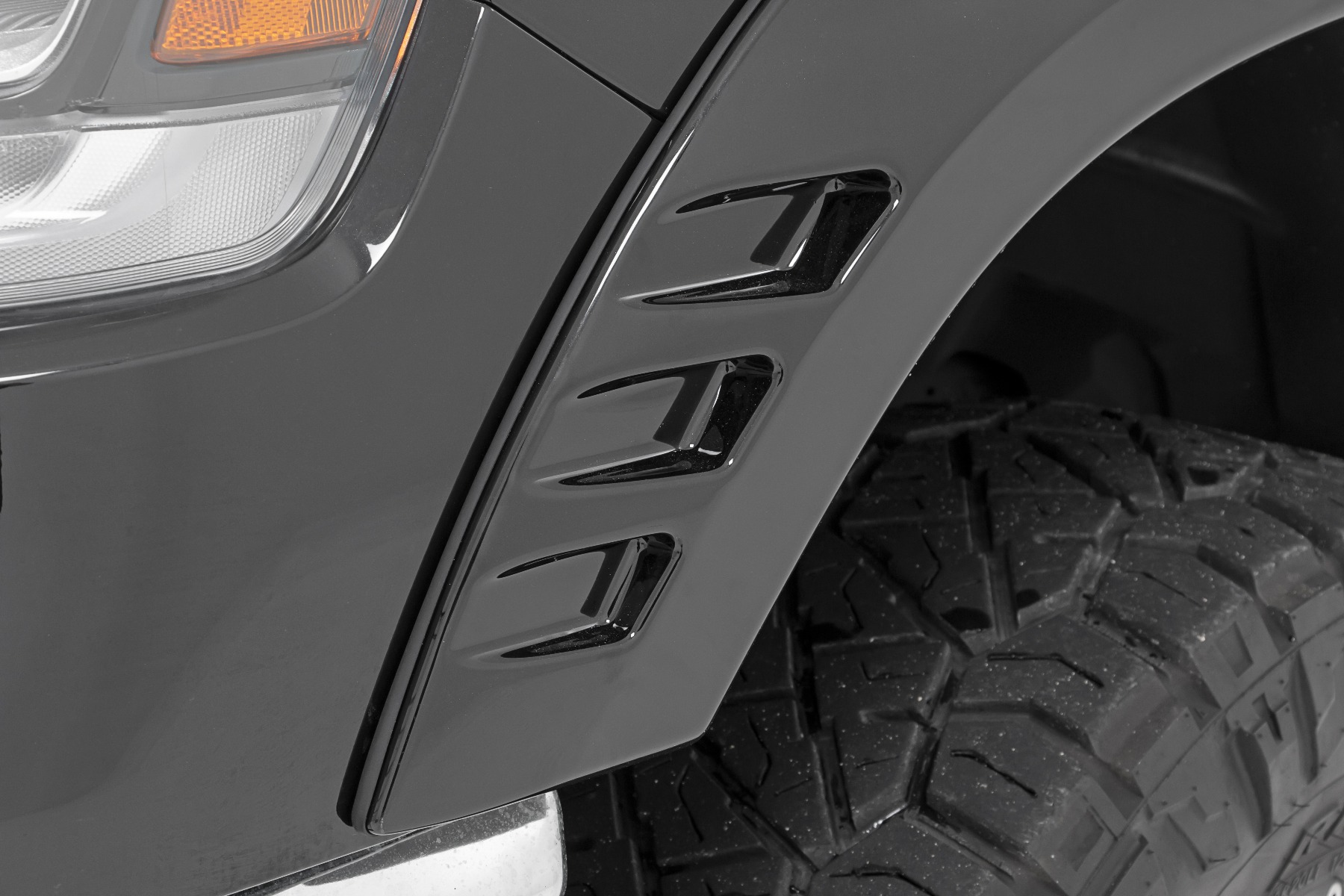 SF1 Fender Flares | PR4 Flame Red | Ram 1500 2WD/4WD (2019-2024) — view 5