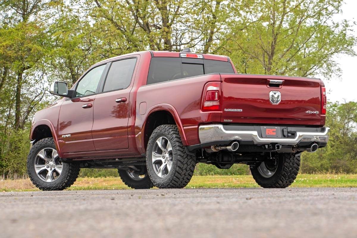 Rough Country 3.5 Inch Lift Kit | M1 Struts/M1 | Ram 1500 2WD/4WD (2019-2026) view 4