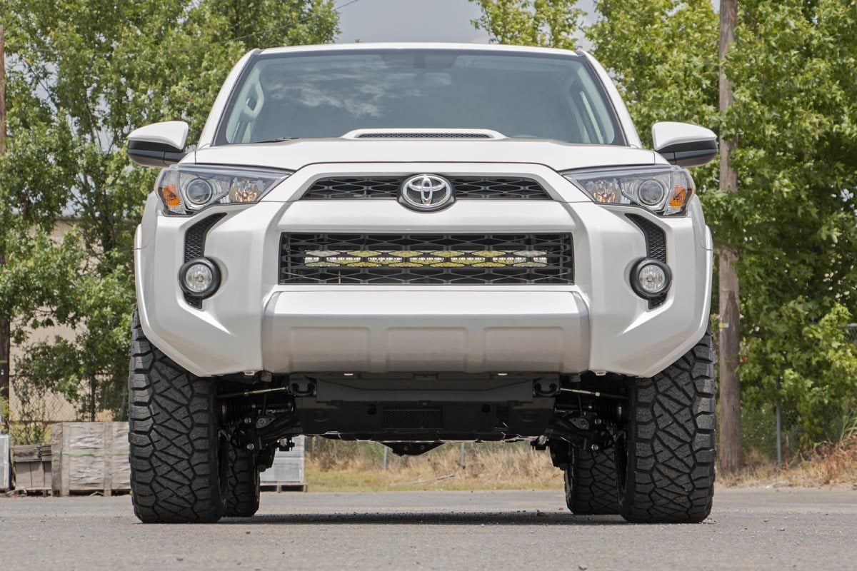 LED Light Kit | Bumper Mount | 30" Spectrum Dual Row | Toyota 4Runner (14-20) — view 5