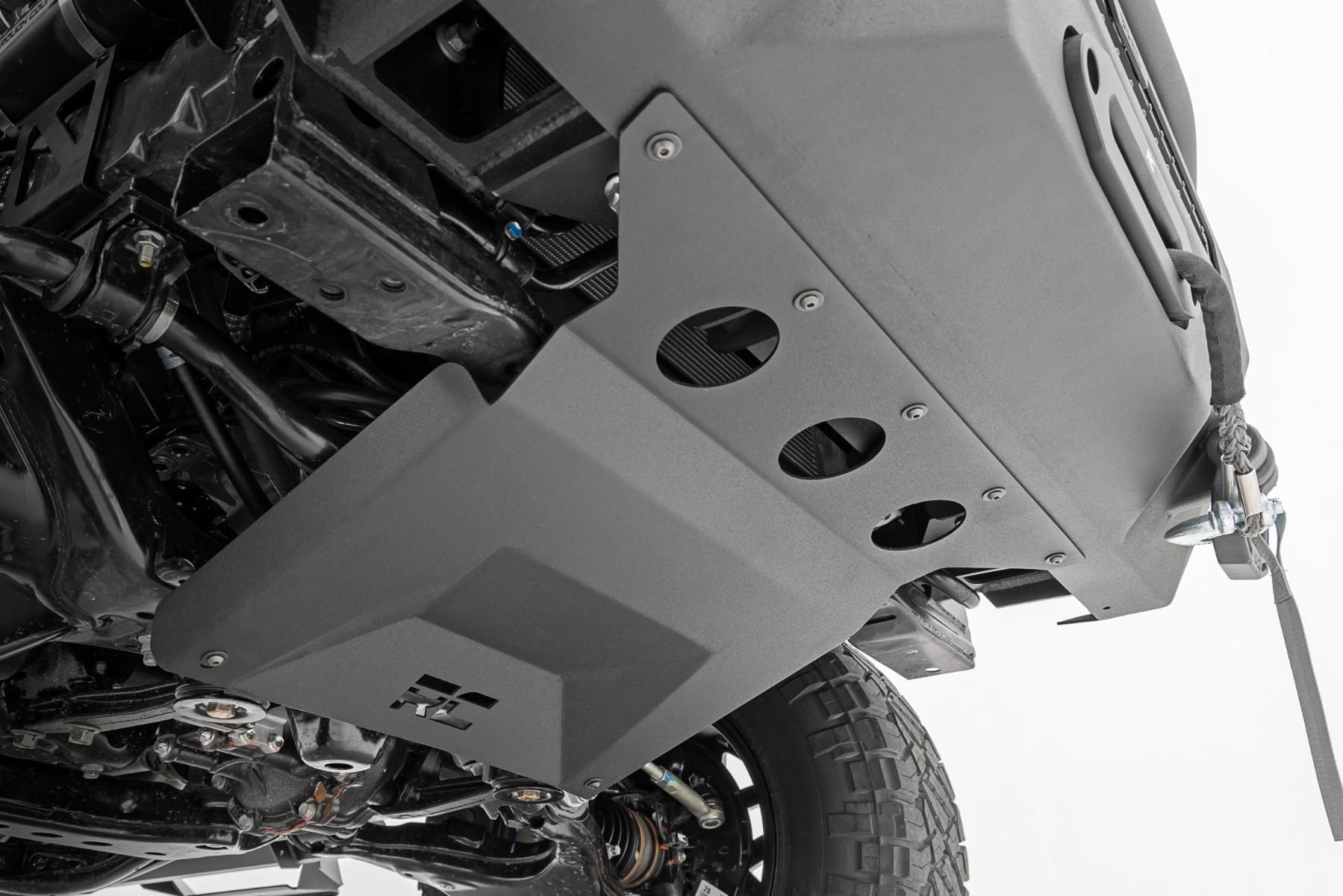 Front Bumper | High Clearance | 12000-Lb Pro Series Winch | Synthetic Rope Toyota Tacoma 4WD (16-23) — view 4