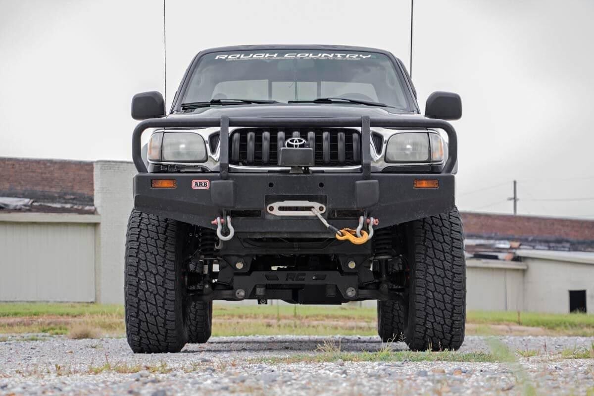 Rough Country 6 Inch Lift Kit | Toyota Tacoma 2WD/4WD (1995-2004) view 3