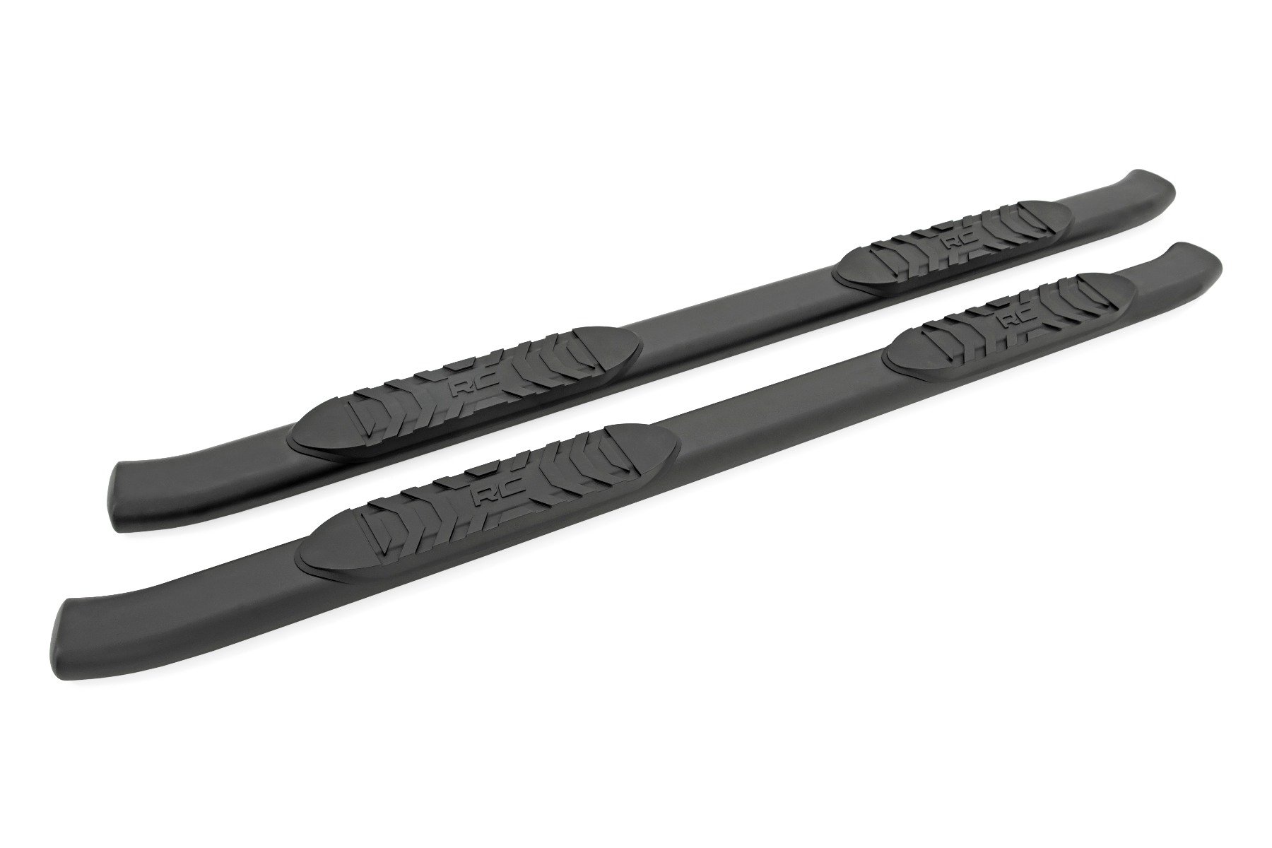 Oval Nerf Step | Double Cab | Black | Toyota Tacoma 2WD/4WD (2005-2023) — view 3