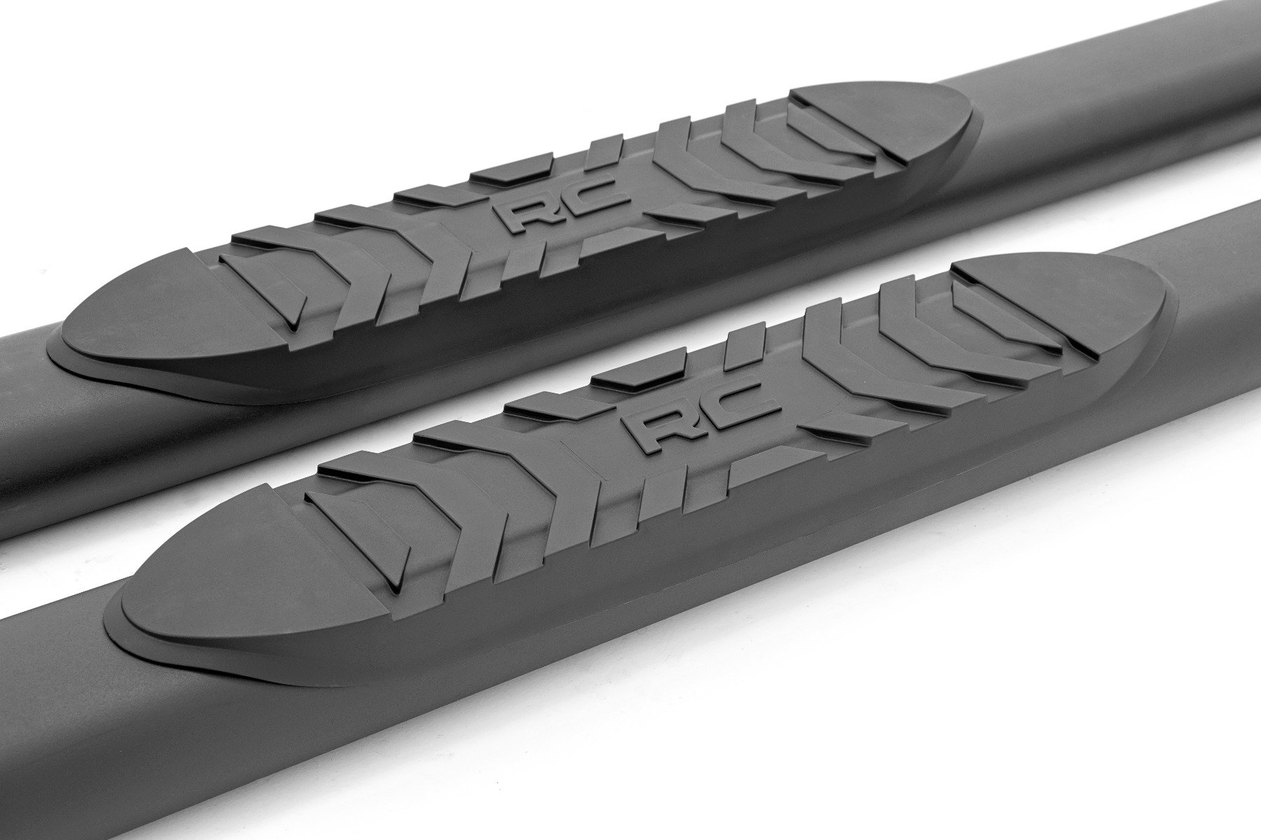 Oval Nerf Step | Double Cab | Black | Toyota Tacoma 2WD/4WD (2005-2023) — view 5