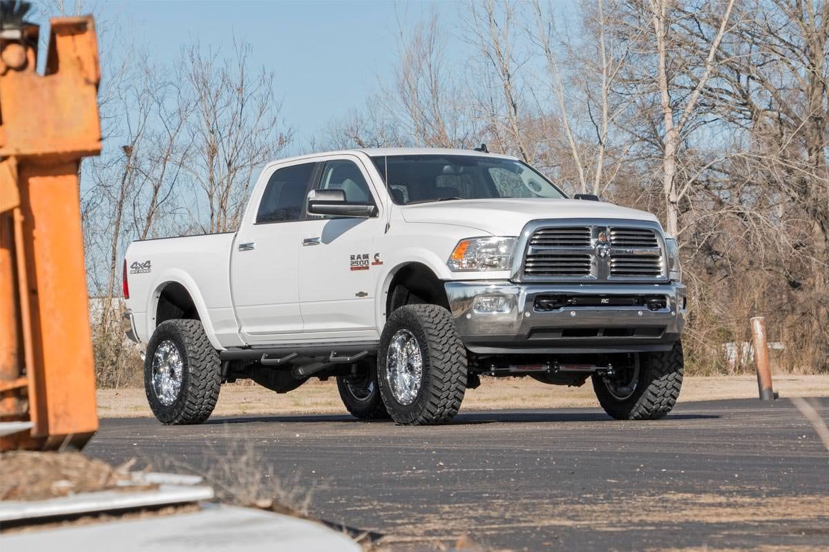 Rough Country 5 Inch Lift Kit | Gas | Ram 2500 4WD (2014-2018) view 2