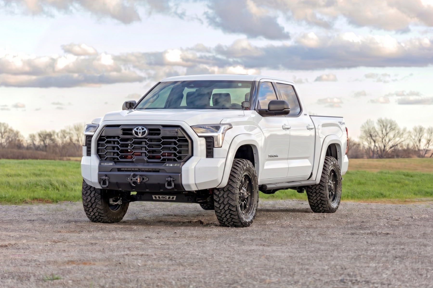 Sport Fender Flares | White | Toyota Tundra 2WD/4WD (2022-2026) — view 5