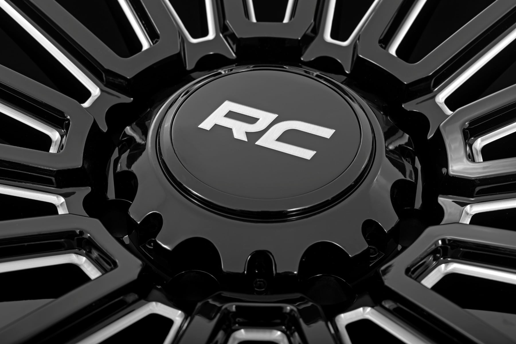 Rough Country 97 Series Wheel | One-Piece | Gloss Black | 22x10 | 6x5.5 | -25mm — view 6