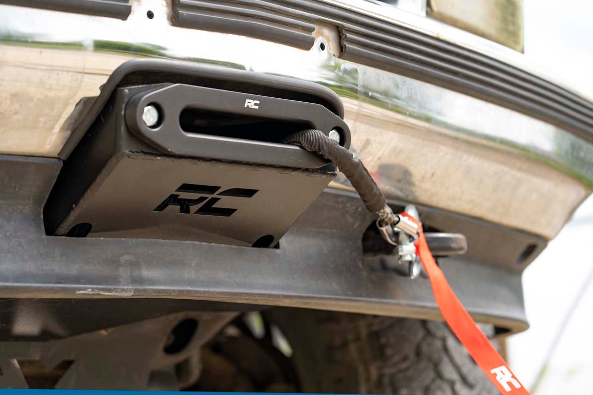 Hidden Winch Mounting Plate | Chevy C1500/K1500 Truck & SUV 4WD (1988-1999) — view 3