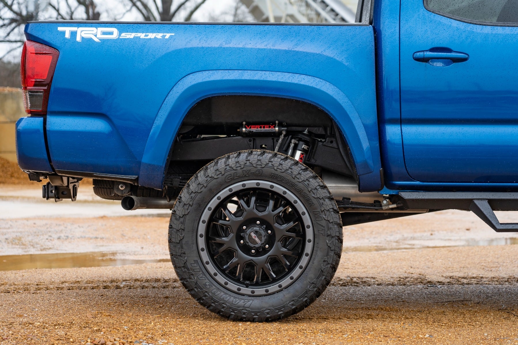 Vertex 2.5 Reservoir Rear Shocks | 3" | Toyota Tacoma 2WD/4WD (2005-2023) view 4