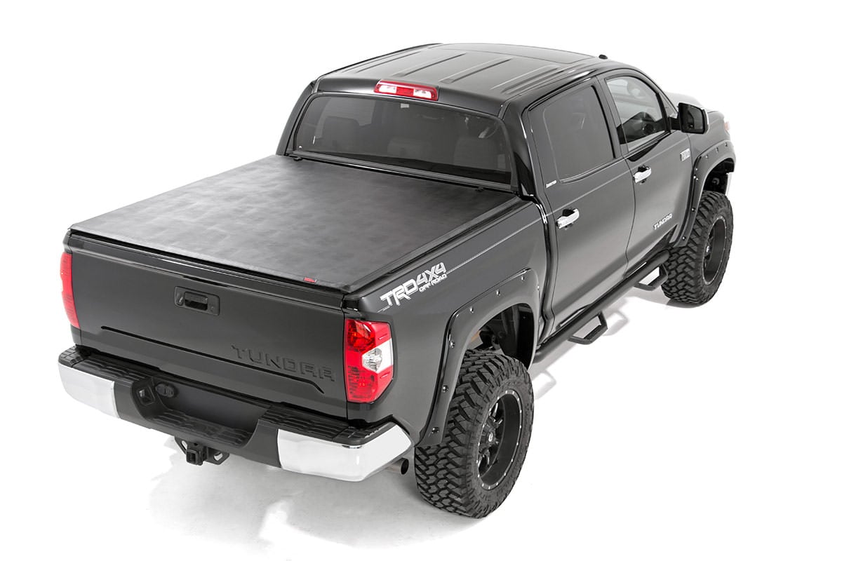 Soft Tri-Fold Bed Cover | With & W/O OE Rails | 6'7" Bed | Toyota Tundra (07-21) — view 2