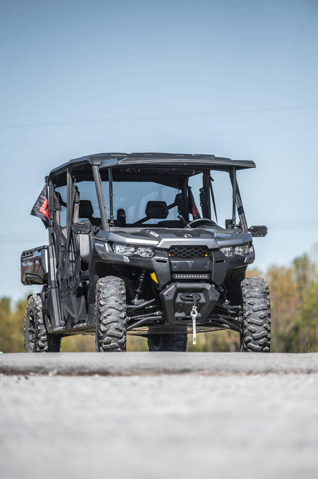 Can-Am Defender